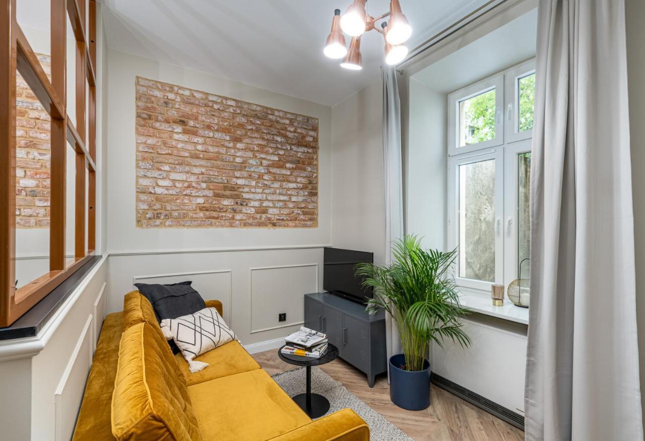 Househost Apartment : Topolowa 26/17 Krakow Ngoại thất bức ảnh